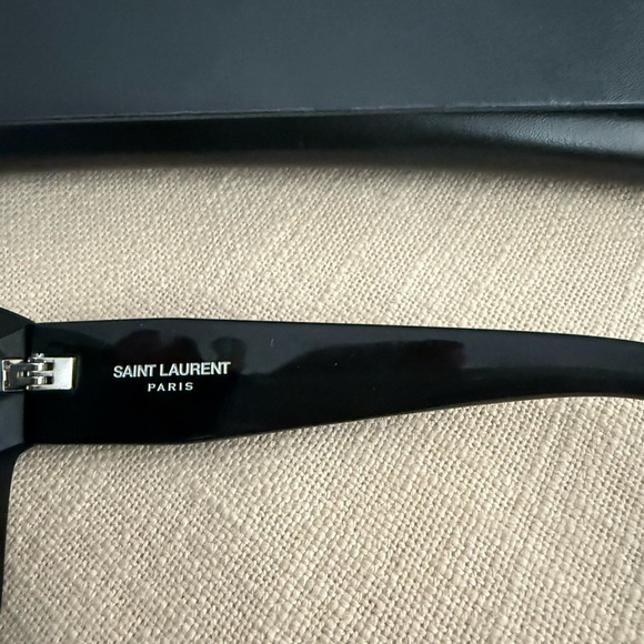 SAINT LAURENT sunglasses ⭐️⭐️⭐️🔥🔥🔥⭐️⭐️⭐️ - Picture 7 of 14
